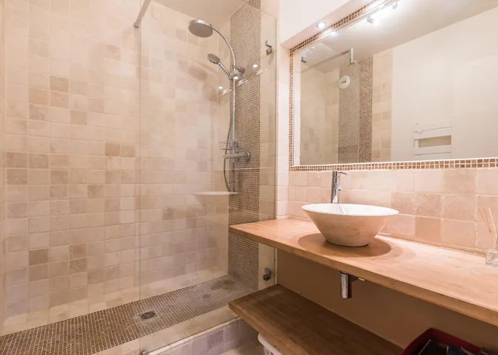 A 200m De Thalassospa